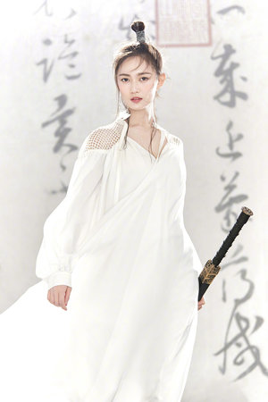 屁股撅高打开腿sp调教