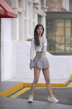 朋友家的麦子中文配音