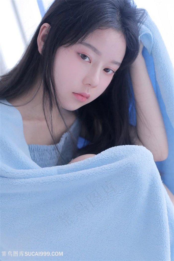 强行扒开双腿玩弄动态图