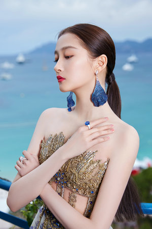 十八岁的女儿叛逆不回家