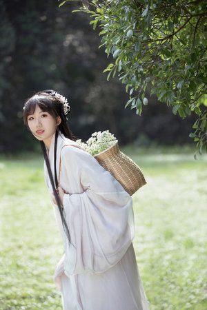 黑衣人1高清国语下载