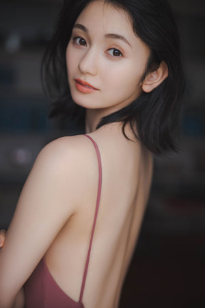 二个吃我乳房一个吃我b