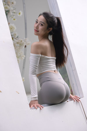 乡里彩虹城里雨